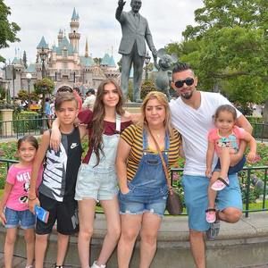 Meet your Posher, Ali